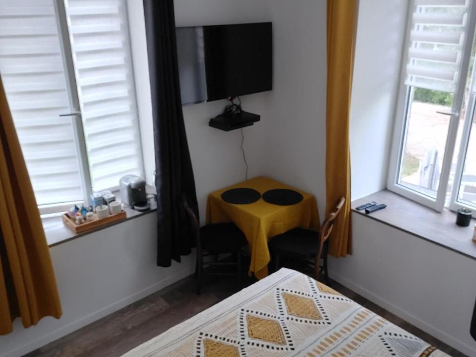 Suite privée indépendant dans ancien pigeonniet Pouilly-sur-Vingeanne Esterno foto